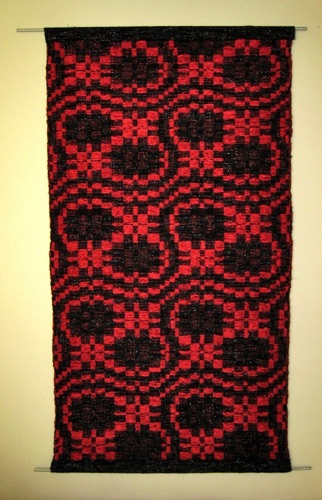Black & Red Snail Trails 31 x 54 inches (reversible see next image)